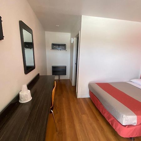 Motel 6-Goodland, Ks Екстер'єр фото