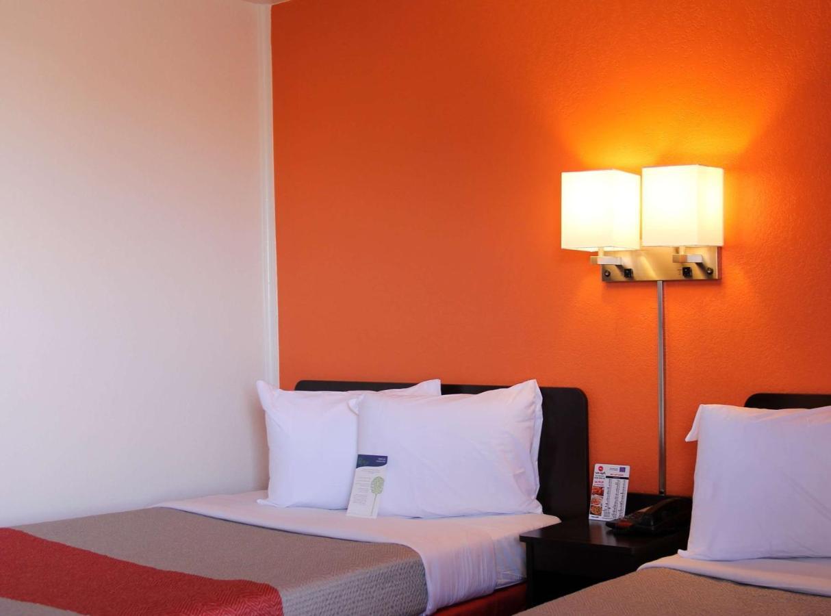 Motel 6-Goodland, Ks Екстер'єр фото
